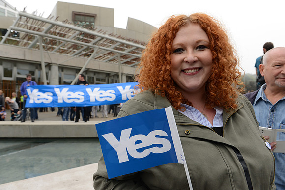 Scotland Referendum Day, Yes supporter outside Scottish Parliament, Edinburgh